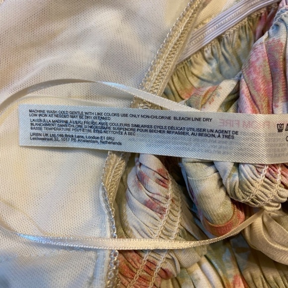 Free People Intimately Women's Smock It To You Bodysuit SMALL Creme Orange Snap - Picture 8 of 11